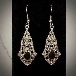 Vintage Silver Tone Filigree Teardrop Earrings Black Stone Gothic Victorian